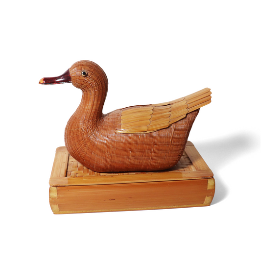lidded shanghai handicrafts duck box 